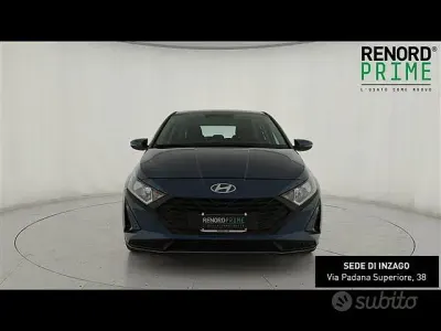 Usata Hyundai i20 79 CV (58 kW) 2024 Blu scuro Utilitaria
