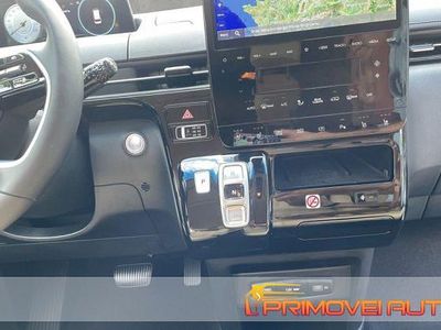 Usata Hyundai Staria 177 CV (130 kW) 2023 Grigio Monovolume