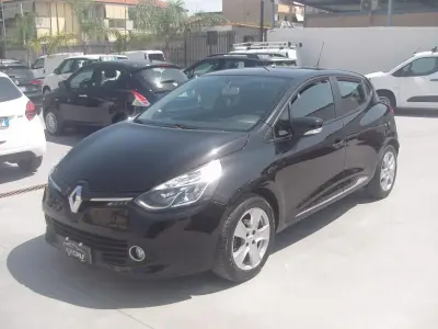 Usata Renault Clio IV 75 CV (55 kW) 2013 Nero Berlina
