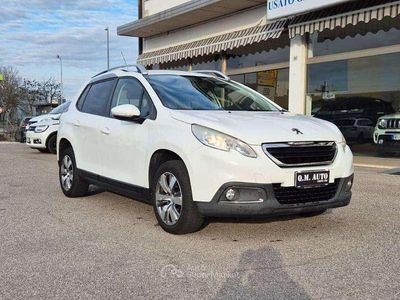 Usata Peugeot 2008 Active 75 CV (55 kW) 2016 Bianco SUV