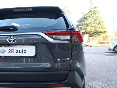 Usata Toyota RAV4 Hybrid Active 218 CV (160 kW) 2022 Grigio scuro SUV