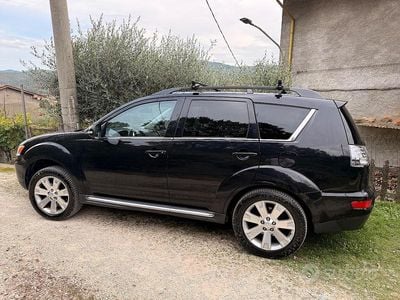 Usata Mitsubishi Outlander Instyle 156 CV (114 kW) 2011 Nero SUV