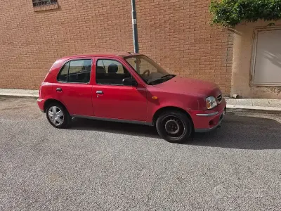 Usata Nissan Micra 60 CV (44 kW) 2002 Rosso Utilitaria