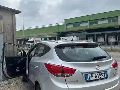 Usata Hyundai ix35 115 CV (84 kW) 2013 Grigio SUV