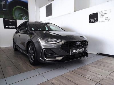 Usata Ford Focus ST-Line 116 CV (85 kW) 2023 Grigio Station wagon