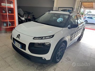 Usata Citroën C4 Shine 100 CV (73 kW) 2016 Bianco SUV