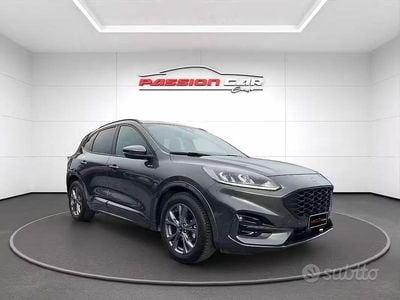 Usata Ford Kuga ST-Line 120 CV (88 kW) 2024 Grigio SUV