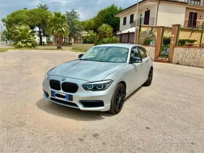 Usata BMW 116 Sport Line 116 CV (85 kW) 2019 Grigio Utilitaria