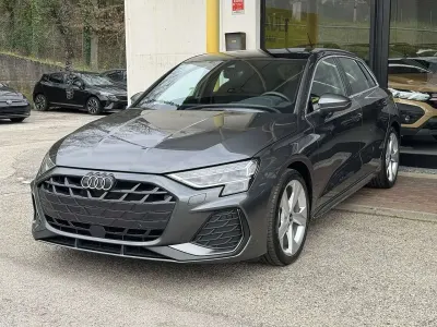 Usata Audi A3 S-Line 150 CV (110 kW) 2025 Grigio Berlina