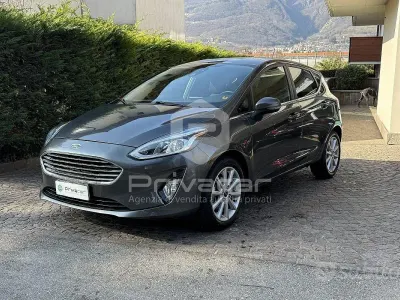 Begagnad Ford Fiesta Titanium 86 HK (63 kW) 2018 Grå Halvkombi