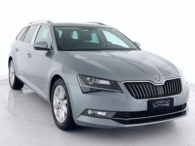 usata Skoda Superb Wagon 2.0 tdi Executive 150cv dsg ACC APPLE CAR PL