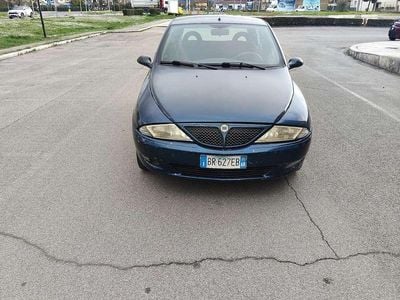 Begagnad Lancia Ypsilon 60 HK (44 kW) 2001 Halvkombi