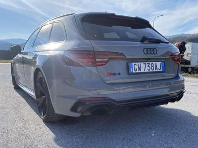 Usado Audi RS4 450 CV (330 kW) 2018 Gris Familiar