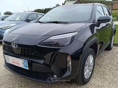 Usata Toyota Yaris Cross Business Edition 92 CV (67 kW) 2023 Nero SUV