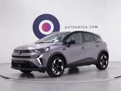 Usata Renault Captur Techno 101 CV (74 kW) 2025 Grigio SUV