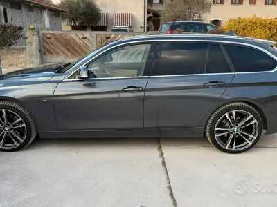 Usata BMW 320 Sport Line 184 CV (135 kW) 2014 Grigio Station wagon