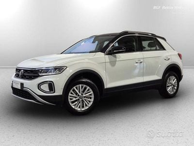 Usata VW T-Roc Life 150 CV (110 kW) 2022 Bianco SUV