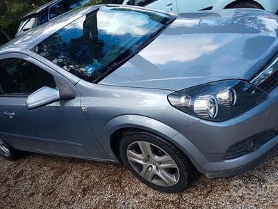 Opel Astra GTC