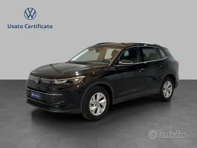 Usata VW Tiguan Life 150 CV (110 kW) 2025 Grenadill black metallizzato SUV
