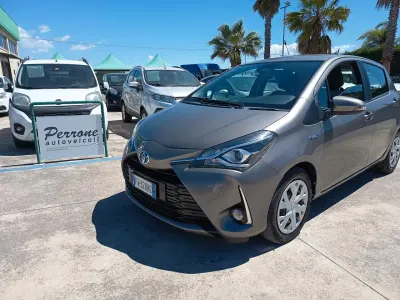 Usata Toyota Yaris Hybrid