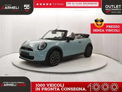 Usata Mini Cooper S Cabriolet Favoured 204 CV (150 kW) 2025 Ocean wave green Cabrio