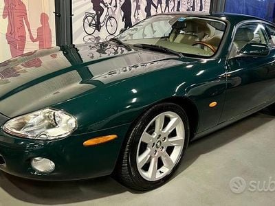 Usata Jaguar XK8 298 CV (219 kW) 2003 Verde Coupé