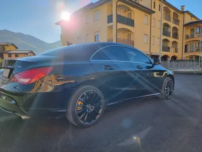 Usata Mercedes CLA220 170 CV (125 kW) 2015 Berlina