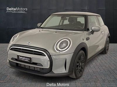 Usata Mini ONE Classic 75 CV (55 kW) 2021 Gray Utilitaria