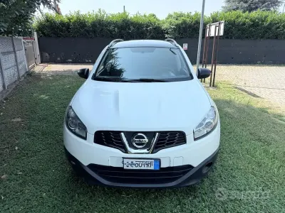 Usata Nissan Qashqai +2 Tekna 110 CV (80 kW) 2013 Grigio SUV
