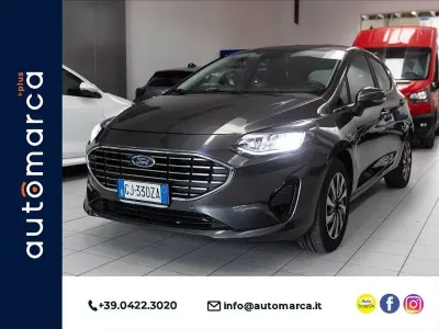 Usata Ford Fiesta Titanium 125 CV (91 kW) 2022 Grigio Berlina