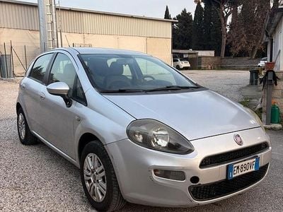 Usata Fiat Punto Pop 77 CV (56 kW) 2012 Grigio Utilitaria
