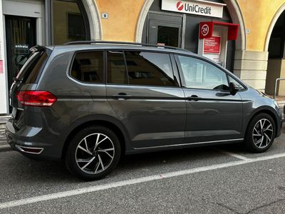 usata VW Touran 2018 1.6 tdi 115 cv scr 7 posti