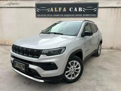 Usata Jeep Compass Limited 131 CV (96 kW) 2022 Argento SUV