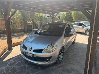 Usata Renault Clio II 2006 Utilitaria