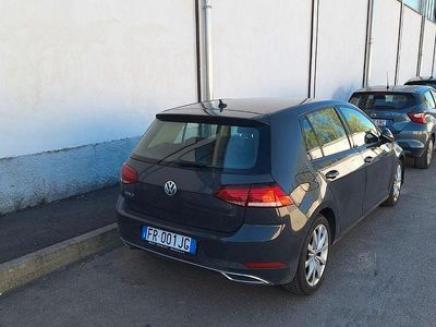 Używany VW Golf VII 115 KM (84 kW) 2018 Szary Sedan/Limuzyna