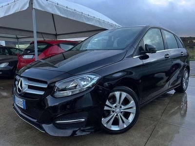 Usata Mercedes B180 Premium 109 CV (80 kW) 2014 Other Monovolume