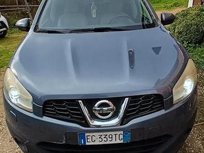 Usata Nissan Qashqai 150 CV (110 kW) 2011 Grigio SUV