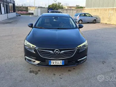 Usata Opel Insignia Innovation 136 CV (100 kW) 2019 Nero Station wagon