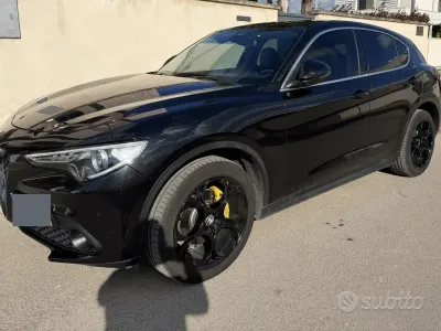 Usata Alfa Romeo Stelvio 200 CV (147 kW) 2017 SUV