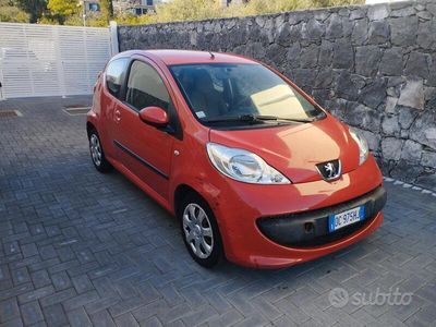 Rosso Usata 2006 Peugeot 107 Utilitaria | 3600 € (Molto cara)