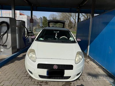 Occasion Fiat Punto 65 ch (47 kW) 2012 Blanc Citadine