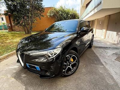 Usata Alfa Romeo Stelvio Executive 210 CV (154 kW) 2019 Nero SUV