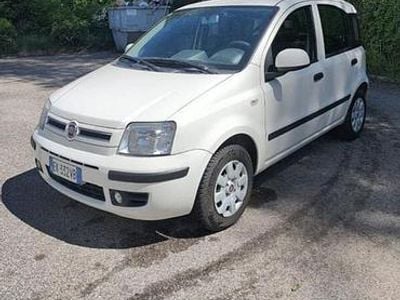 Begagnad Fiat Panda Dynamic 74 HK (54 kW) 2011 Vit Halvkombi