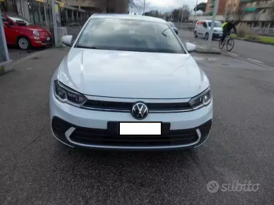 Usata VW Polo Life 95 CV (69 kW) 2023 Bianco Utilitaria