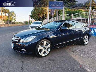 Usata Mercedes E350 231 CV (169 kW) 2011 Blu Coupé