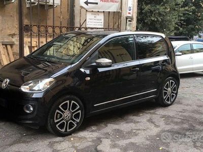Usata VW up! 75 CV (55 kW) 2016 Nero Utilitaria
