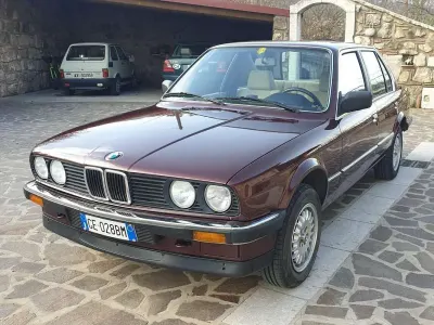 Usata BMW 316 90 CV (66 kW) 1987 Berlina