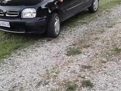 Usata Nissan Micra 1999 Nero Utilitaria