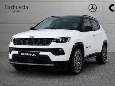 Usata Jeep Compass Summit 131 CV (96 kW) 2025 Bianco SUV