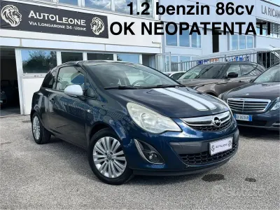 Usata Opel Corsa 86 CV (63 kW) 2012 Blu Utilitaria
